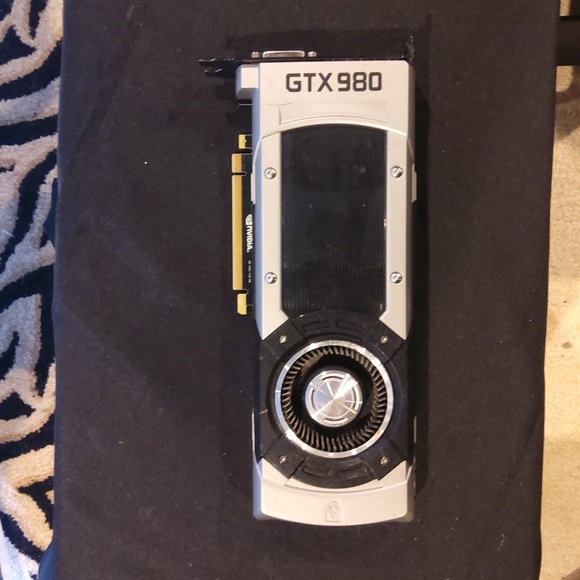 Nvidia GTX980 graphics card - Picture 1 of 3